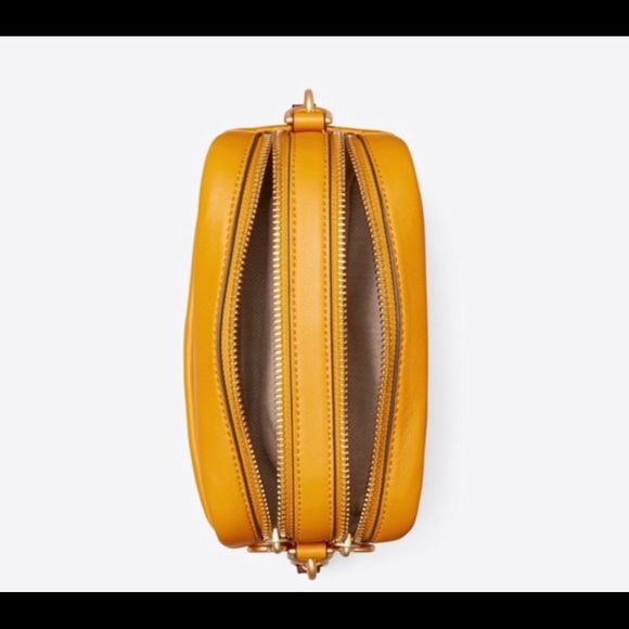 SOLD ❤️ ✅ 💲4️⃣5️⃣0️⃣ ✅ Tory Burch Perry Colour Block Camera Bag ❤️ SOLD ❤️ - Picture 2 of 4